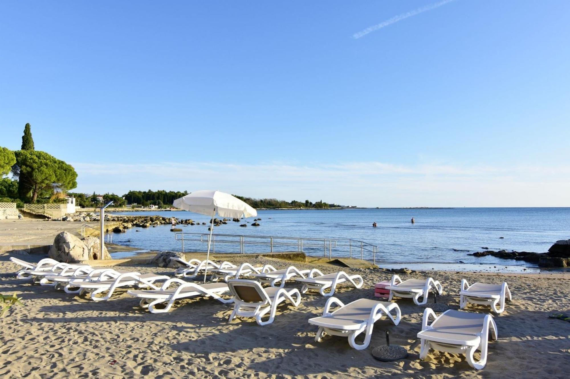 Apartments With A Parking Space Zambratija, Umag - 7059 Екстериор снимка